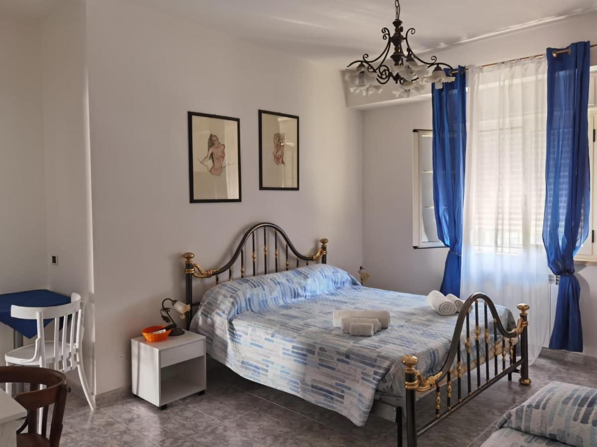 Rosy House Bed & Breakfast Скалеа Екстериор снимка