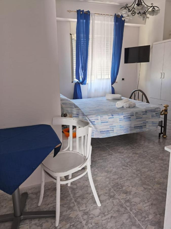 Rosy House Bed & Breakfast Скалеа Екстериор снимка