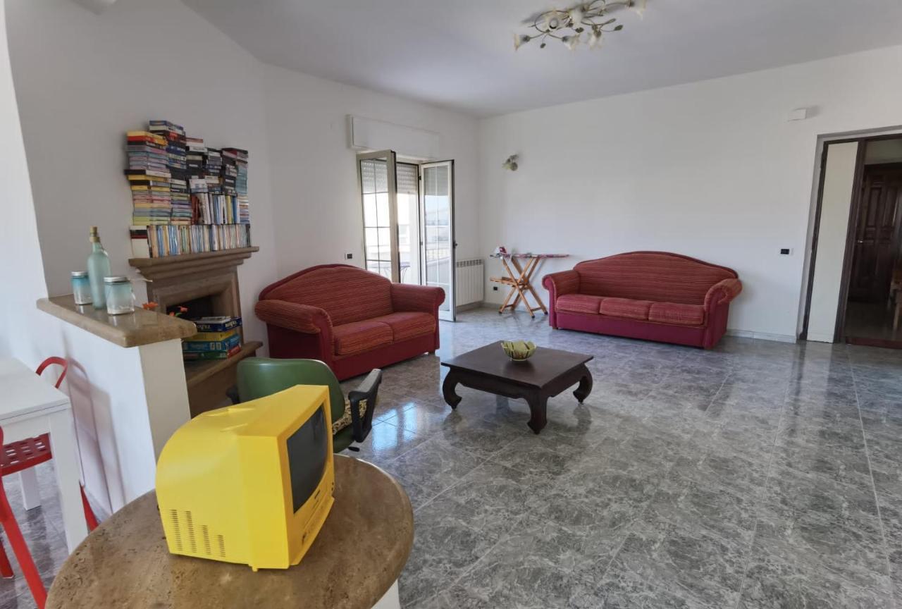 Rosy House Bed & Breakfast Скалеа Екстериор снимка
