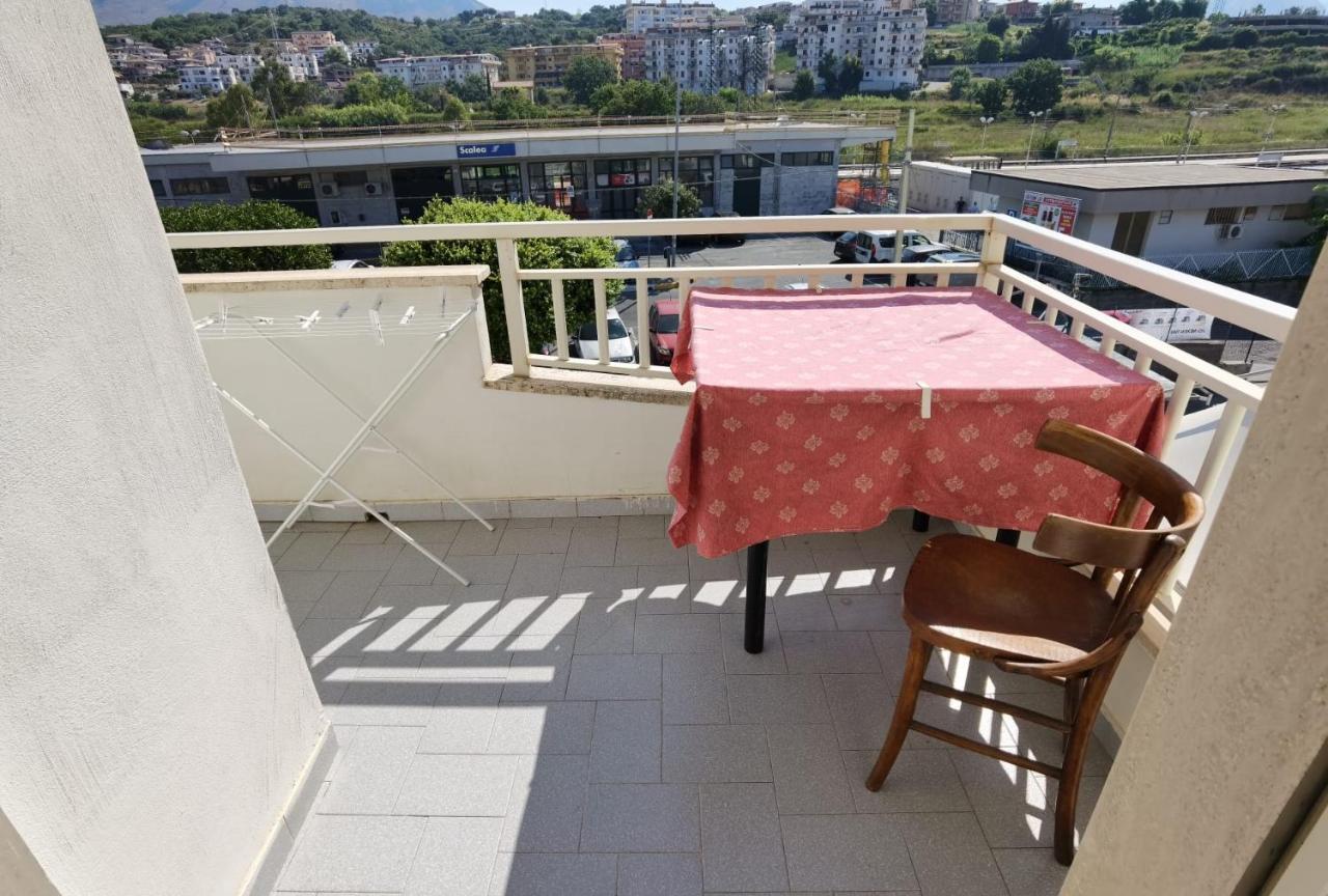 Rosy House Bed & Breakfast Скалеа Екстериор снимка